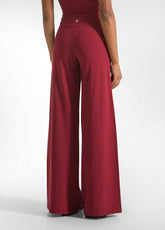 PANTALONE GAMBA LARGA IN JERSEY ROSSO - CORDOVAN RED | DEHA