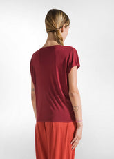 T-SHIRT IN VISCOSA CON NODO ROSSO - CORDOVAN RED | DEHA