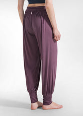 PANTALONE ODALISCA IN VISCOSA VIOLA - PLUM VIOLET | DEHA