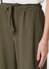 PANTALONE CORE GAMBA LARGA VERDE - OLIVE GREEN | DEHA