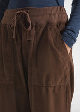 PANTALONE IN VELLUTO LEGGERO CON COULISSE MARRONE - COFFEE BROWN | DEHA