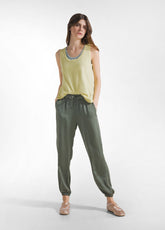 PANTALONE JOGGER IN RASO DI VISCOSA VERDE - SAGE GREEN | DEHA