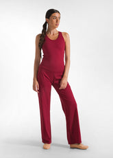 TANK-TOP AUS RECYCELTER MIKROFASER - ROT - CORDOVAN RED | DEHA