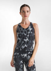 TANK-TOP AUS BEDRUCKTER MIKROFASER - GRAU - WATERCOLOR GREY | DEHA