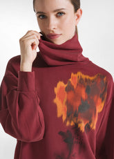 SOFT TOUCH GRAPHIC SWEATSHIRT - RED - CORDOVAN RED | DEHA