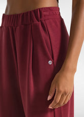 SOFT TOUCH GERADE GESCHNITTENE HOSE - ROT - CORDOVAN RED | DEHA