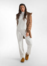 PANTALONE CON PINCES IN VELLUTO BIANCO - MILK WHITE | DEHA