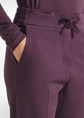 PANTALONE DRITTO IN GABARDINE DI MODAL VIOLA - PLUM VIOLET | DEHA