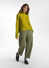 HIGH-NECK FLUFFY SWEATER - GREEN - LIME GREEN | DEHA