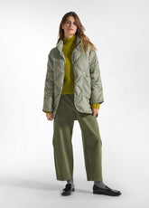 LIGHT PADDED LONG JACKET - GREEN - SAGE GREEN | DEHA