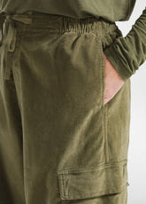 STRETCH SAMTSTOFF CARGO-HOSE - GRUEN - OLIVE GREEN | DEHA