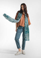 PASHMINA IN MUSSOLA STAMPATA BLU | DEHA