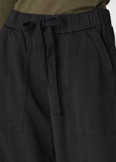 PANTALONE RELAXED IN GABARDINA NERO - BLACK | DEHA